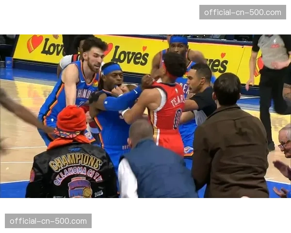 场边冲突：两位主帅因一次界外球判罚发生激烈争执