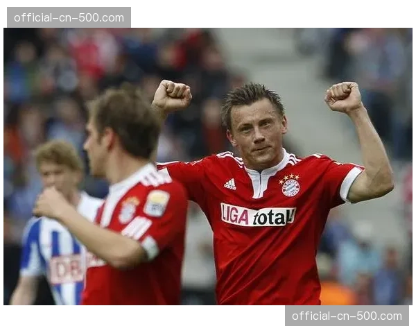 奥利塞突破后劲射破门，拜仁2-2扳平比分